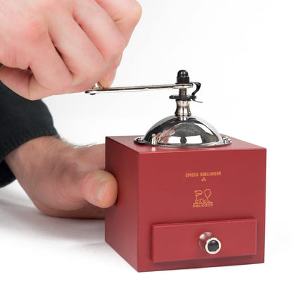 Plastic-Free Beechwood & Steel Pepper Mill, Lifetime Mechanism – Peugeot Olivier Roellinger