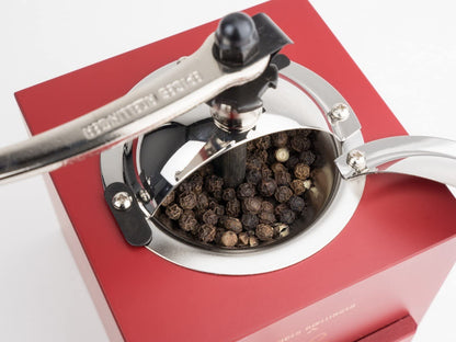Plastic-Free Beechwood & Steel Pepper Mill, Lifetime Mechanism – Peugeot Olivier Roellinger