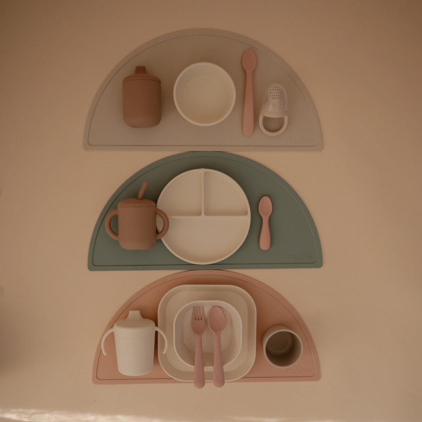 mushie 100% Food-Grade Silicone Divided Suction Plate