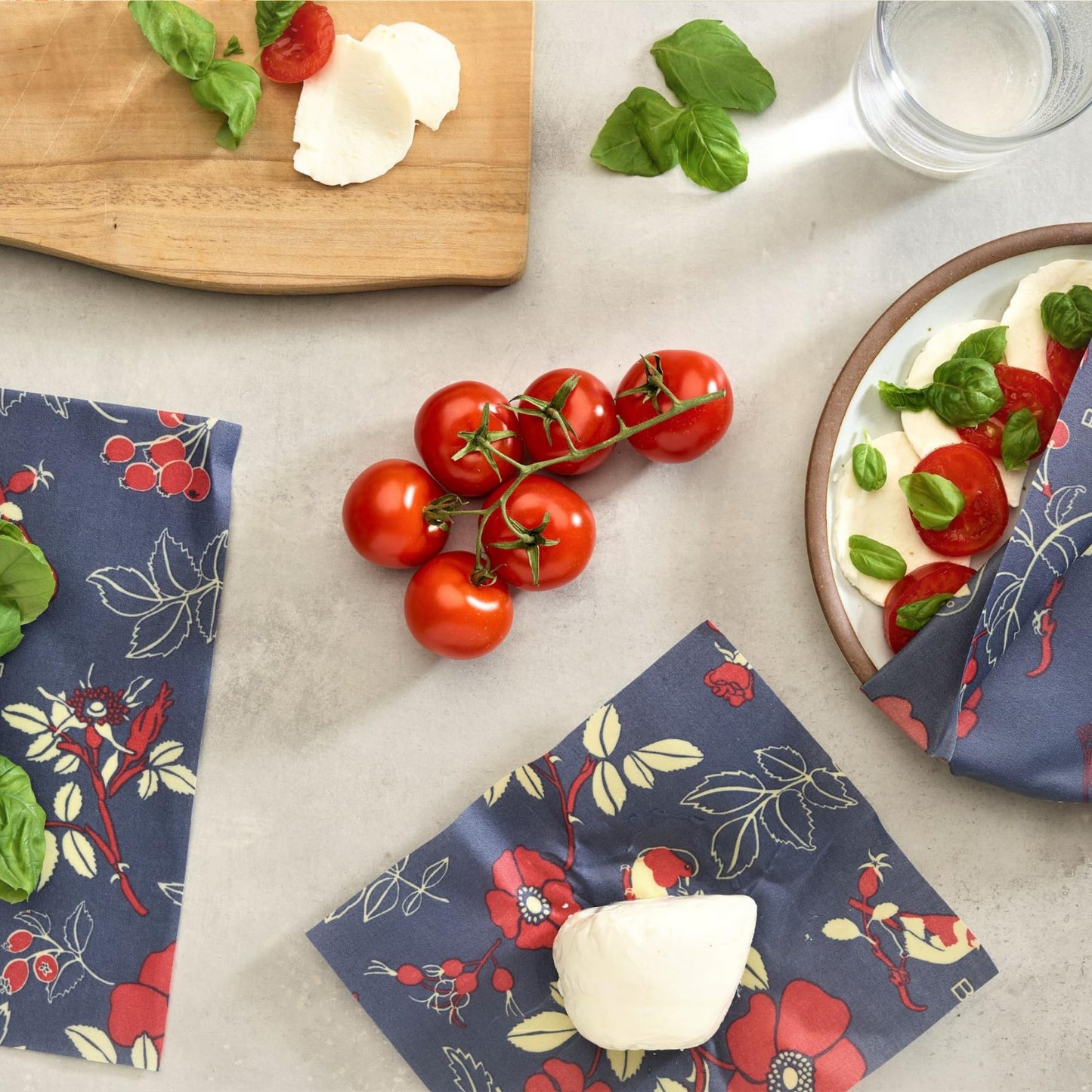 Plastic-Free Vegan Reusable Food Wrap Roll – Bee's Wrap