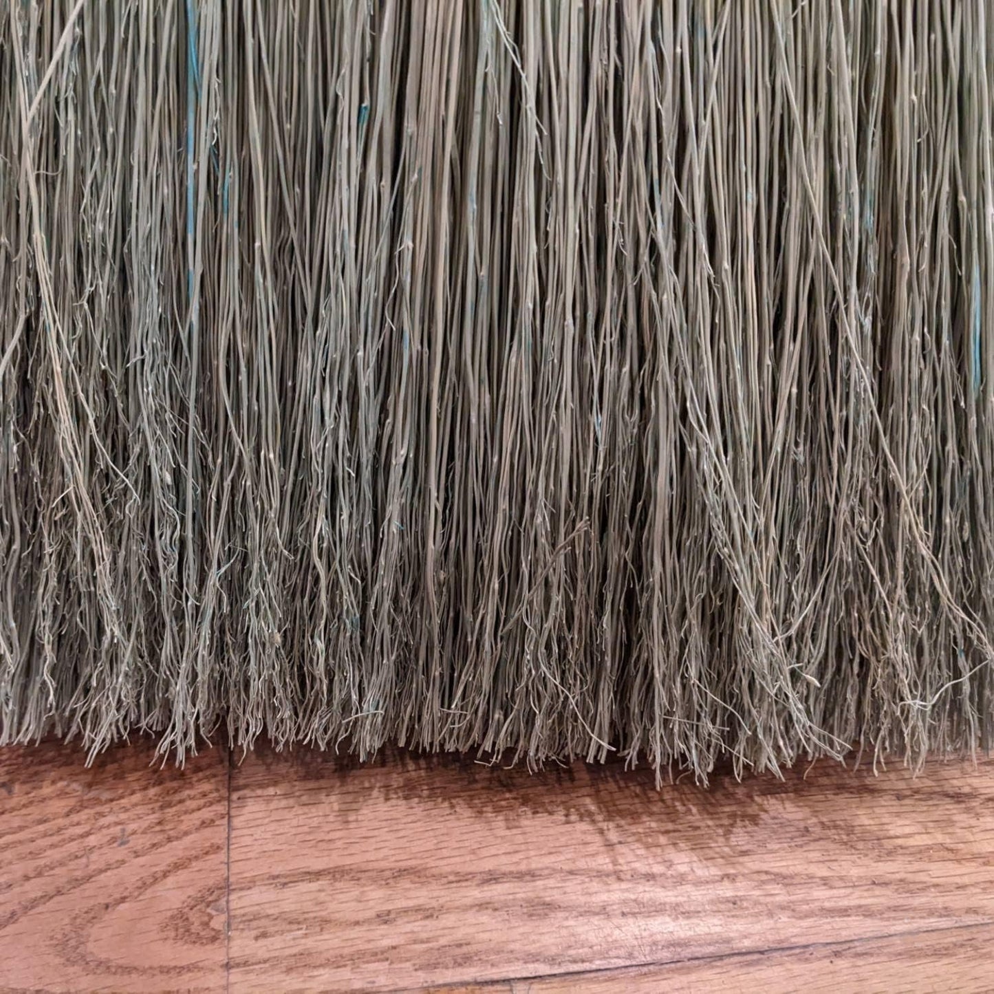 Lehman’s Authentic Handcrafted 55-inch Corn House Broom